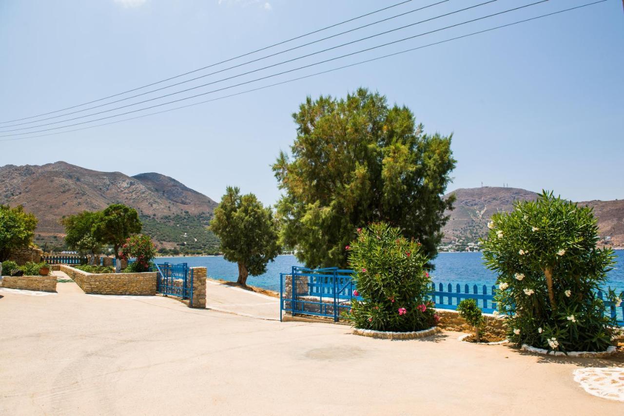 Faros Rooms Livadia  Esterno foto