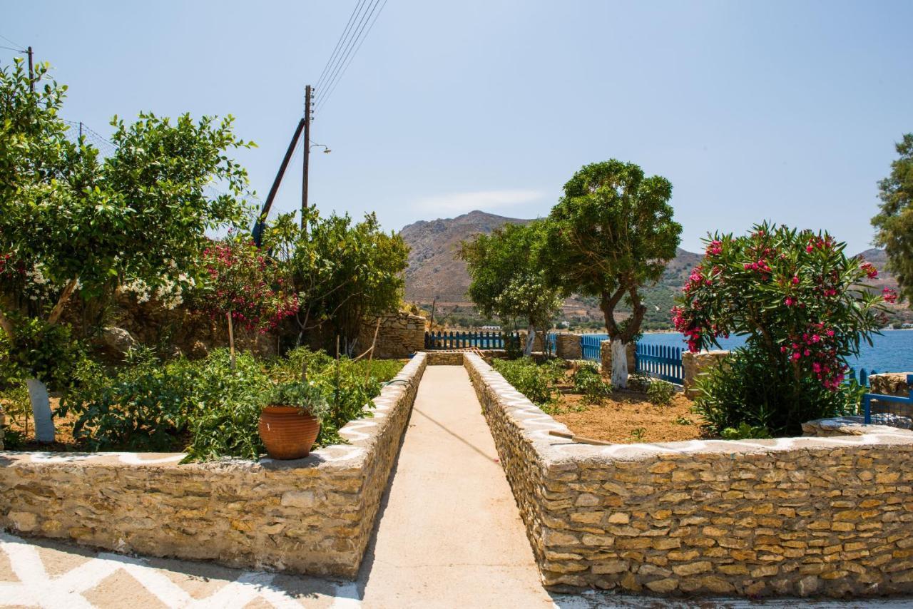 Faros Rooms Livadia  Esterno foto